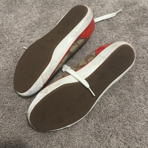 Coach Zorra Signature C Canvas Logo Red Khaki Brown
Sneakers Tennis Shoes 7. - Picture 8 of 9